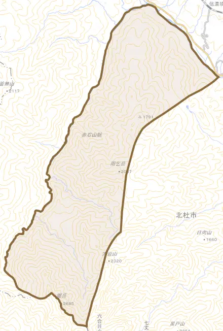 白州町大武川とその周辺の地図。町の範囲を重ねている