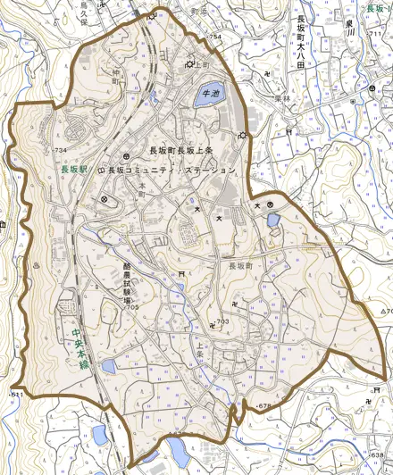 長坂町長坂上条とその周辺の地図。町の範囲を重ねている