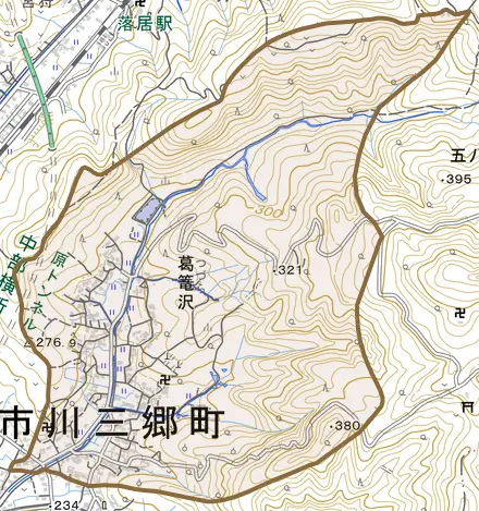 葛篭沢とその周辺の地図。町の範囲を重ねている