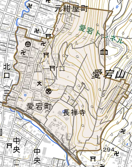 愛宕町とその周辺の地図。町の範囲を重ねている