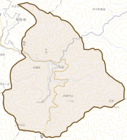 古関町とその周辺の地図。町の範囲を重ねている