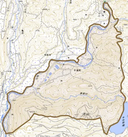 平瀬町とその周辺の地図。町の範囲を重ねている