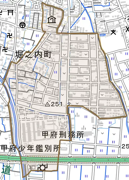 堀之内町とその周辺の地図。町の範囲を重ねている