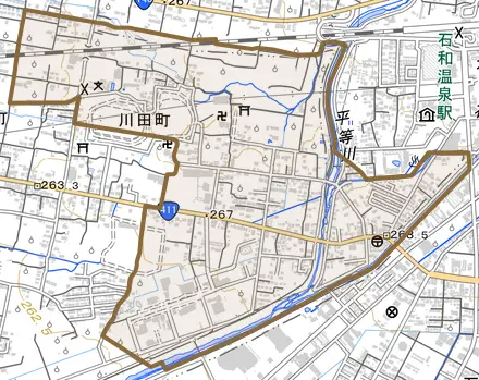 川田町とその周辺の地図。町の範囲を重ねている