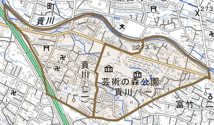 貢川とその周辺の地図。町の範囲を重ねている