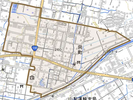 向町とその周辺の地図。町の範囲を重ねている