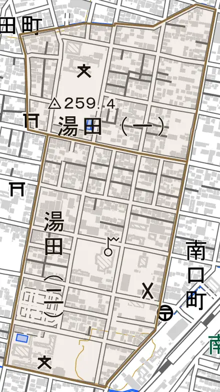 湯田とその周辺の地図。町の範囲を重ねている