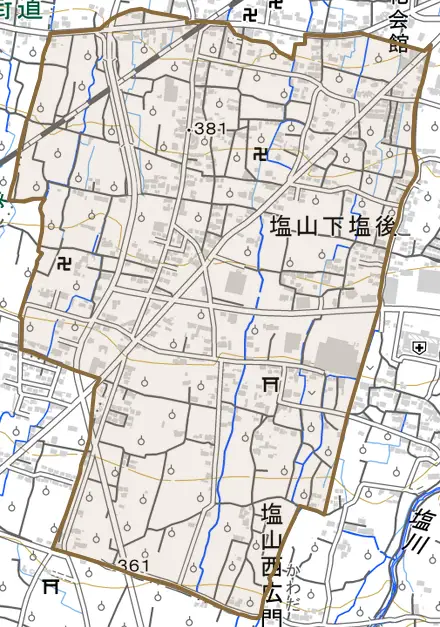 塩山下塩後とその周辺の地図。町の範囲を重ねている