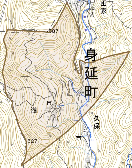 嶺とその周辺の地図。町の範囲を重ねている