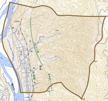 帯金とその周辺の地図。町の範囲を重ねている