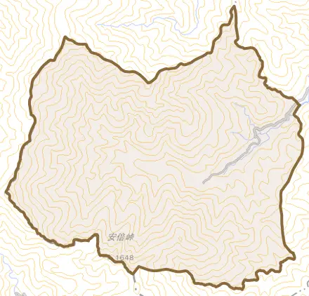 大城とその周辺の地図。町の範囲を重ねている
