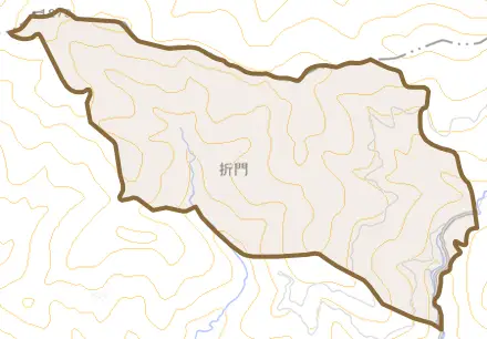 折門とその周辺の地図。町の範囲を重ねている