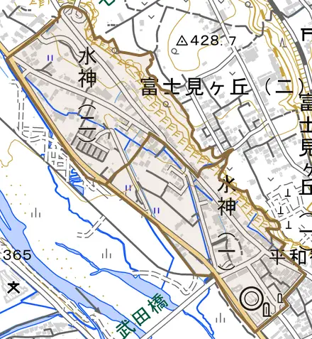 水神とその周辺の地図。町の範囲を重ねている