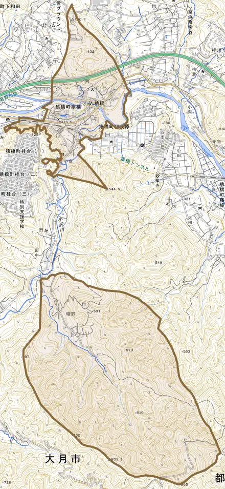猿橋町猿橋とその周辺の地図。町の範囲を重ねている