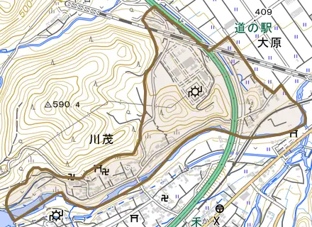 川茂とその周辺の地図。町の範囲を重ねている