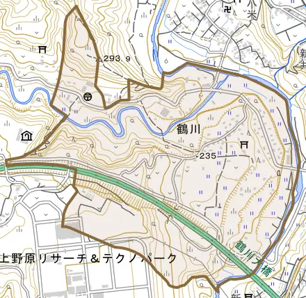 鶴川とその周辺の地図。町の範囲を重ねている