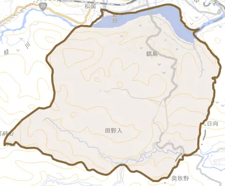 鶴島とその周辺の地図。町の範囲を重ねている