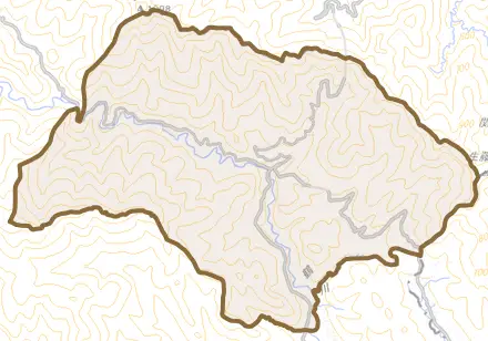 棡原とその周辺の地図。町の範囲を重ねている