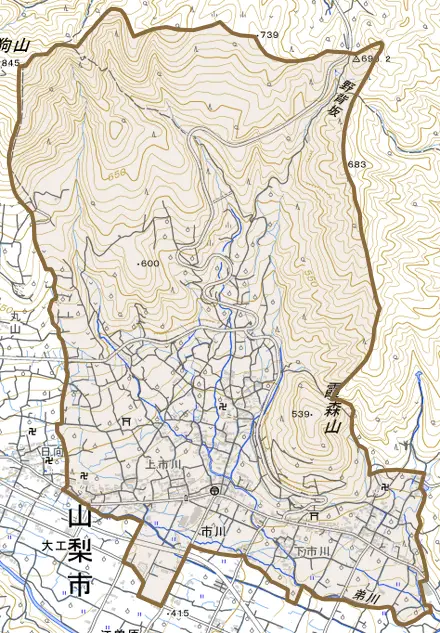 市川とその周辺の地図。町の範囲を重ねている