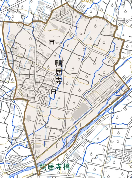 鴨居寺とその周辺の地図。町の範囲を重ねている
