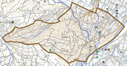南とその周辺の地図。町の範囲を重ねている