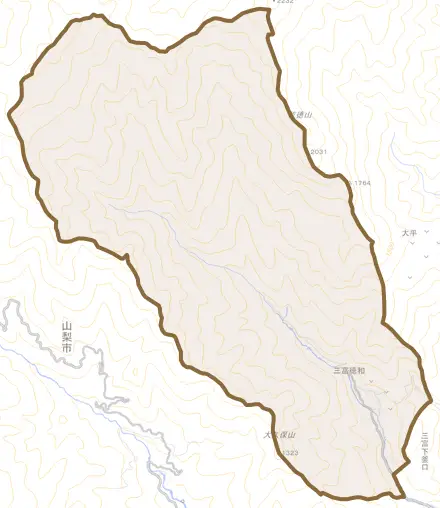 三富徳和とその周辺の地図。町の範囲を重ねている